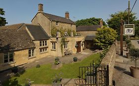 The Feathered Nest Inn